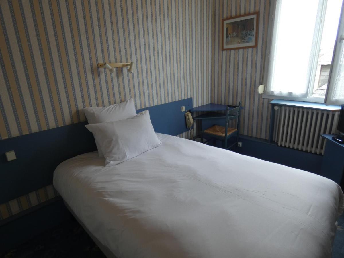 Hotel De France Pont-Évêque Buitenkant foto